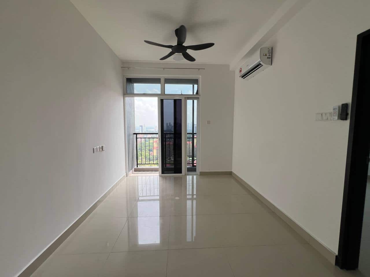 condo JB Town 2