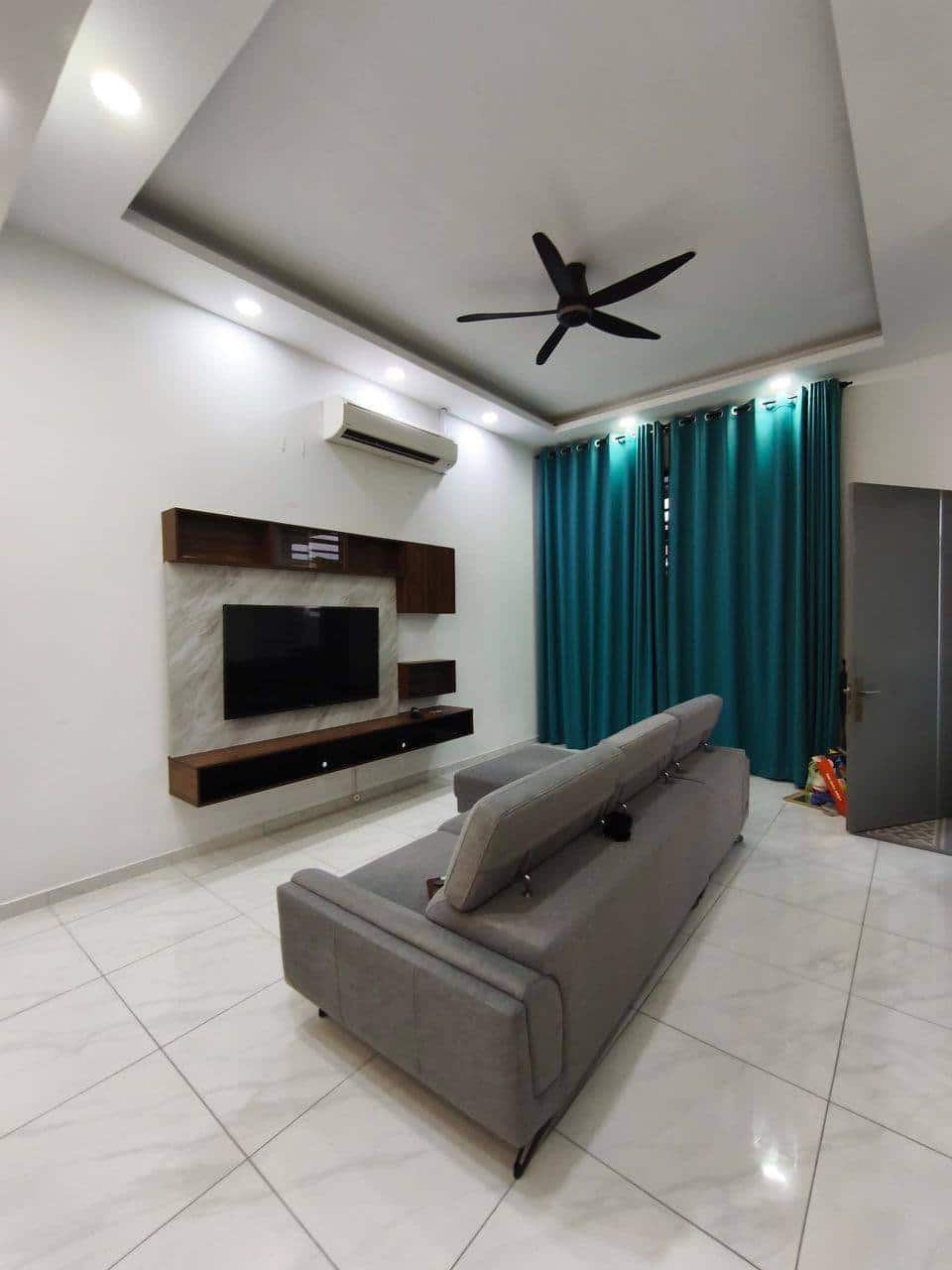 Double Storey Terrace House 26th Avenue, Bukit Indah 4