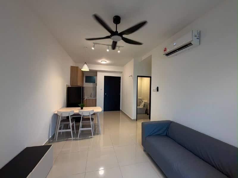 Condominium Trellis Residence 1