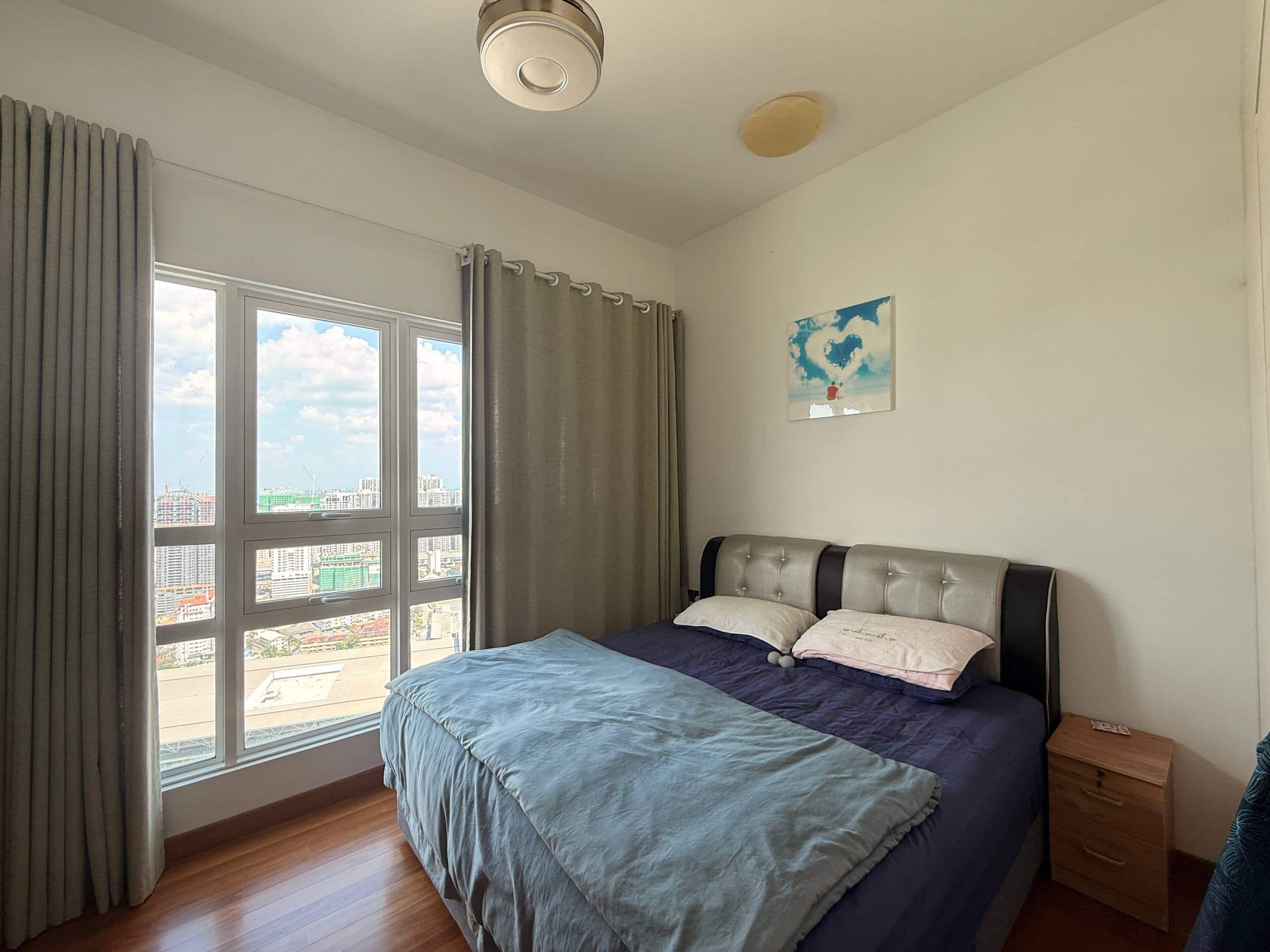 Condominium Tri Tower Residence 7