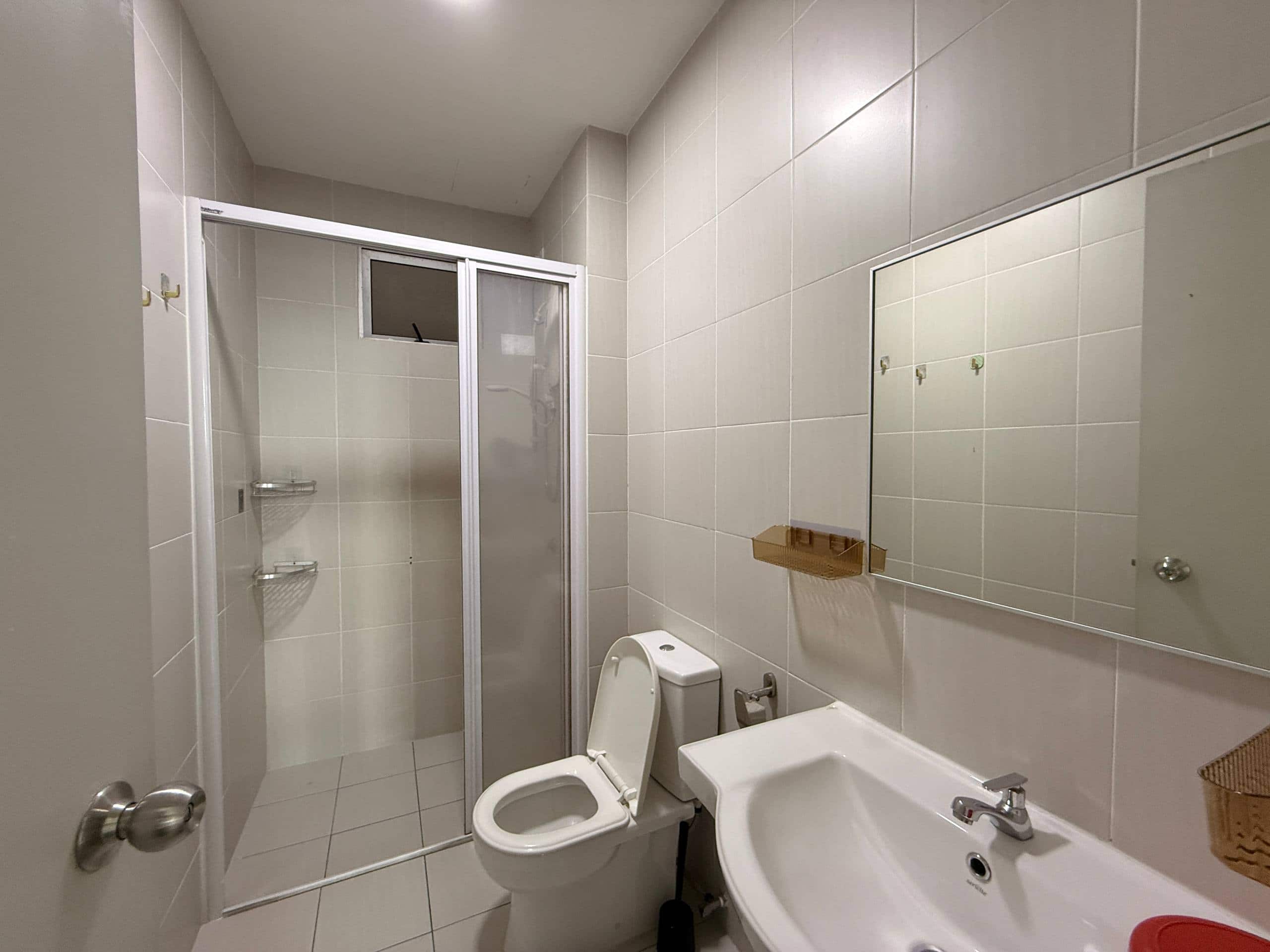 Condominium Meridin Bayvue 12