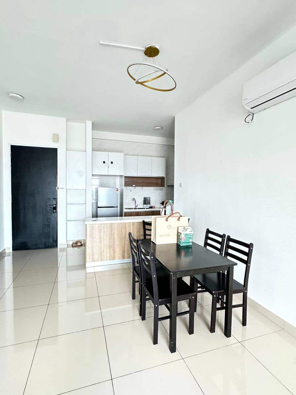 Condominium Twin Galaxy Residence 4