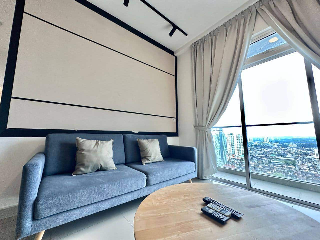 Dual-Key Condominium Twin Galaxy Residence 1