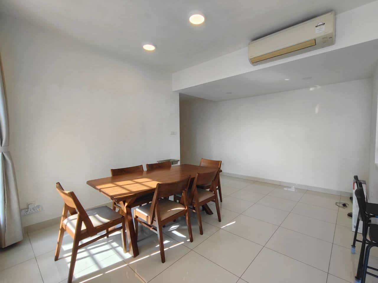 Condo Puteri Harbour 5