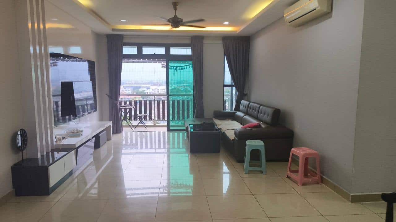 Apartment Kempas Indah 1