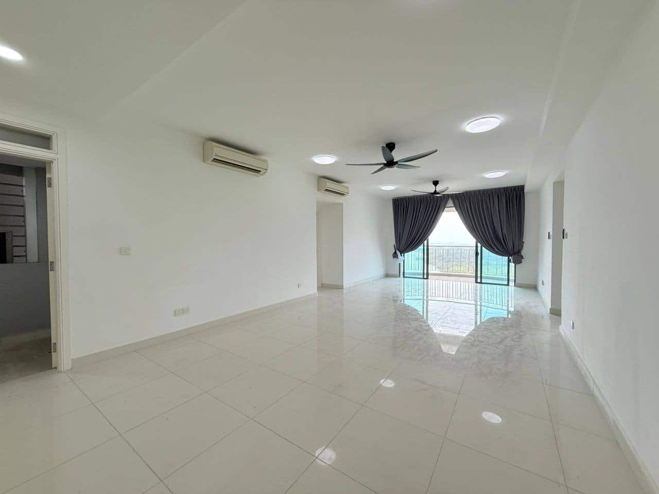 Condominium Puteri Harbour 4