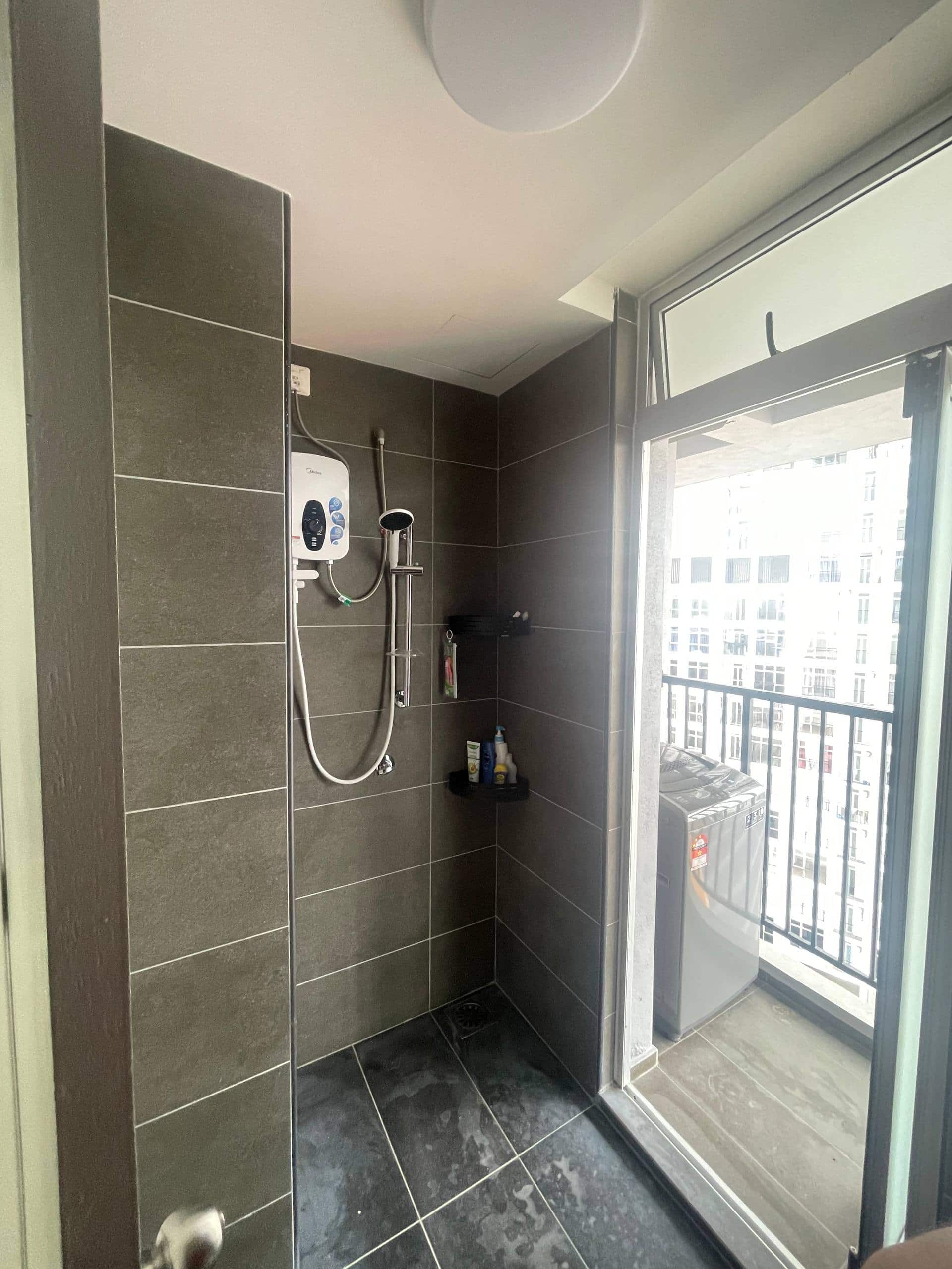 Service Apartment Bandar Seri Alam 7