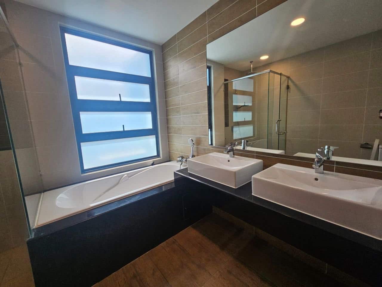 2-Storey Terrace House Endlot Estuari Gardens 5