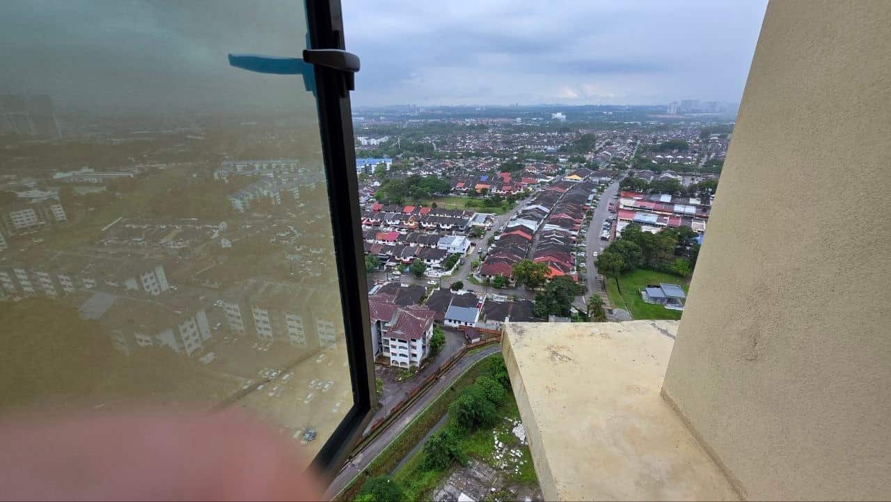 Service Apartment Taman Daya 8