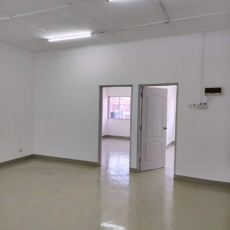 1st Floor Shop Lot Taman Johor Jaya 3