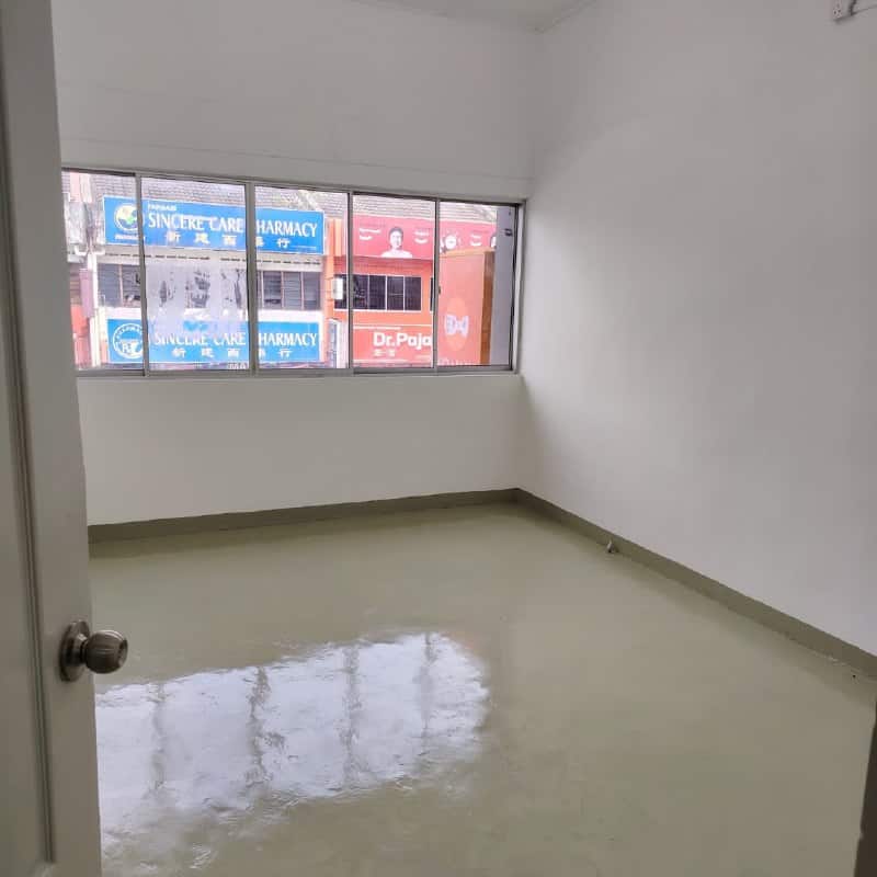 1st Floor Shop Lot Taman Johor Jaya 6
