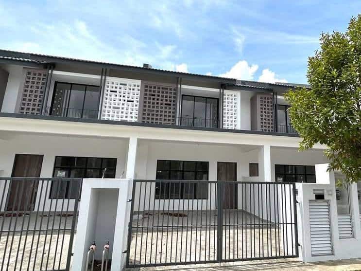 2-Storey Terrace House Austin Crest Ruby, Bandar Jaya Putra 1