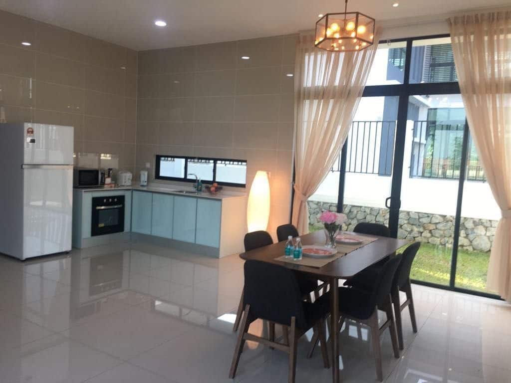 Condominium Austin Heights 3