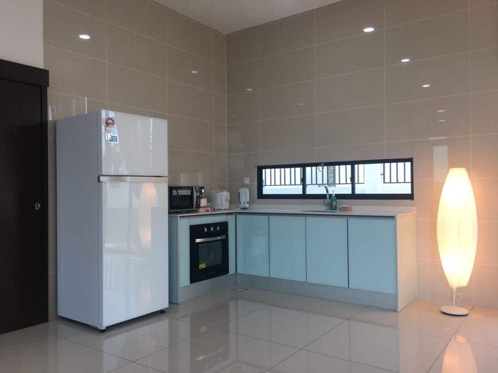 Condominium Austin Heights 4
