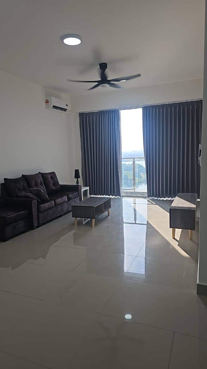 Condo Danga Bay 1
