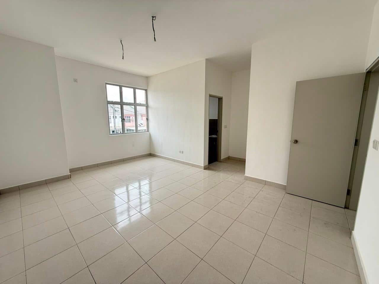 2-Storey Terrace House Erica @ Meridin East 3