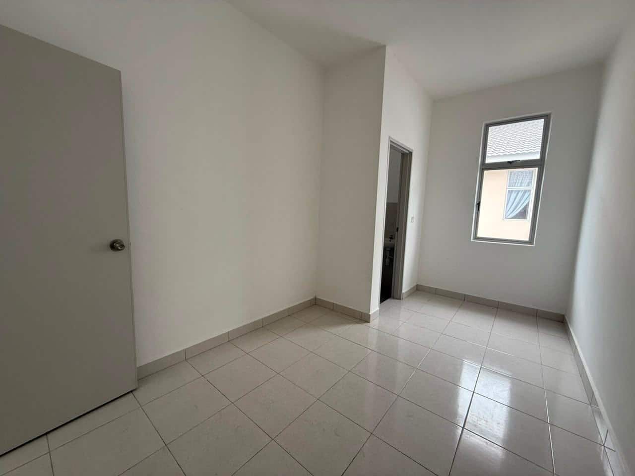 2-Storey Terrace House Erica @ Meridin East 5