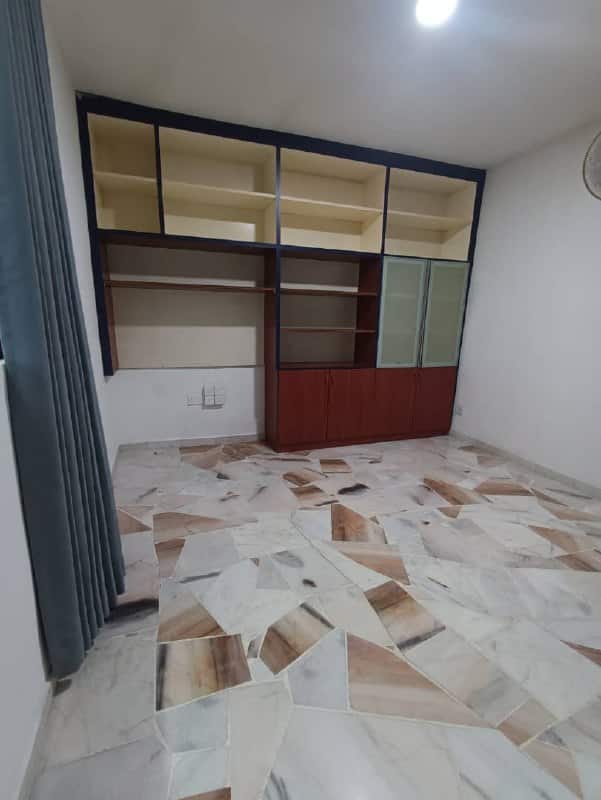 2-Storey Terrace Jalan Hang Tuah 5