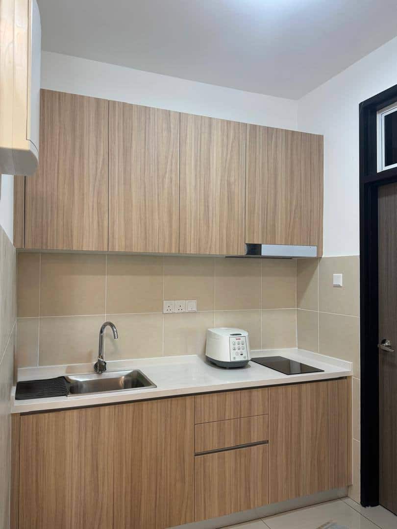 Condominium Trellis Residence 7