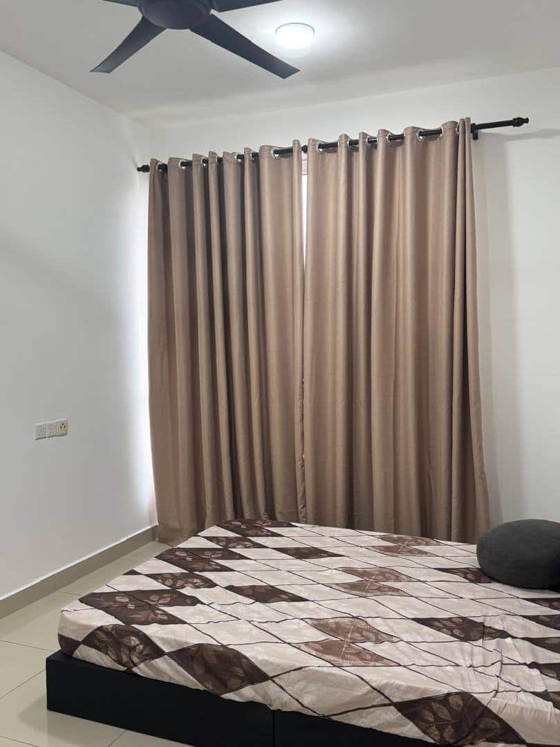 Condominium Trellis Residence 4
