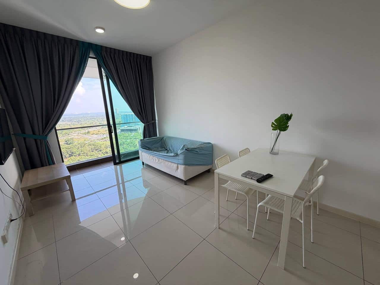 Condo Medini 2