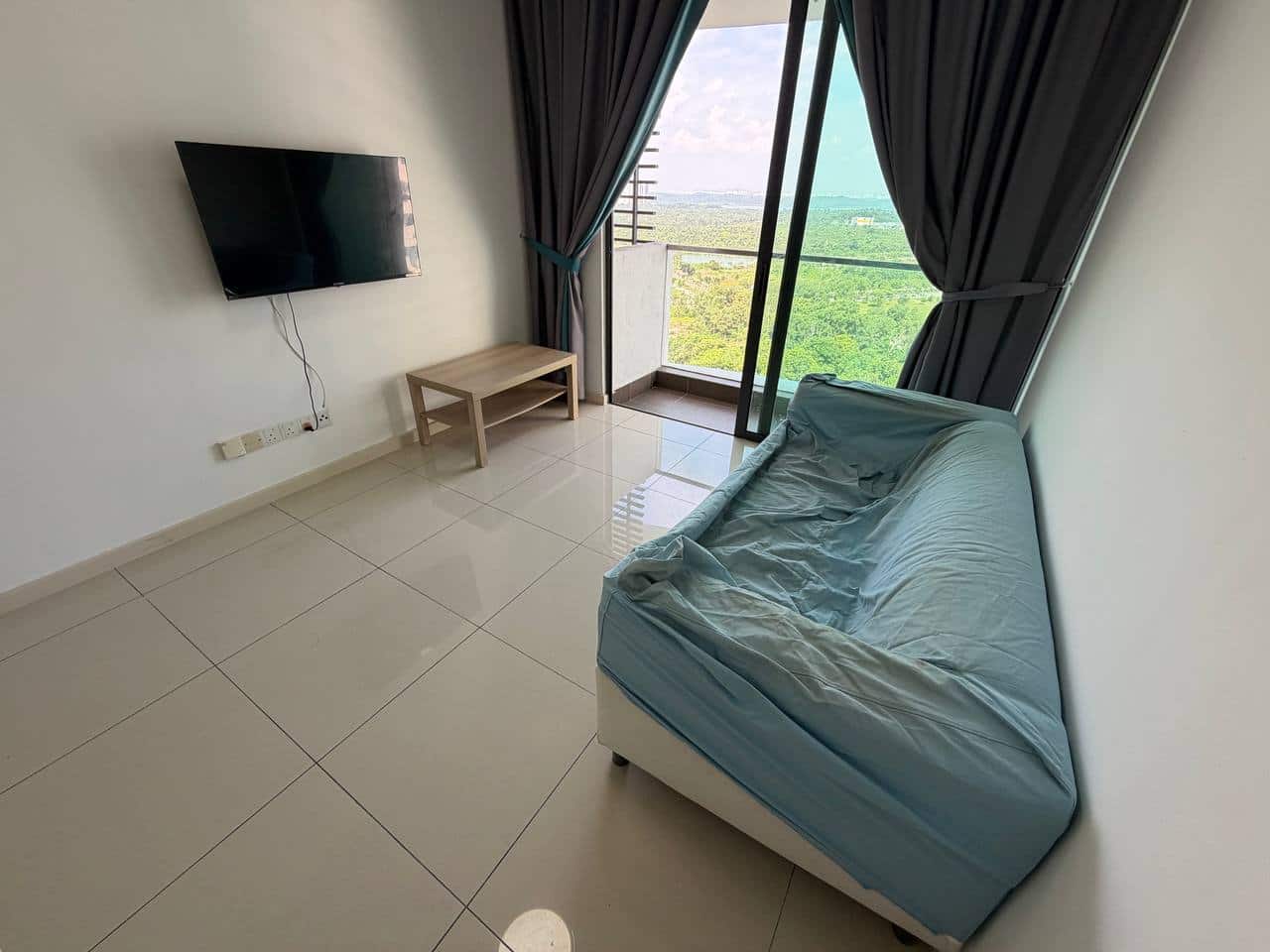 Condo Medini 6
