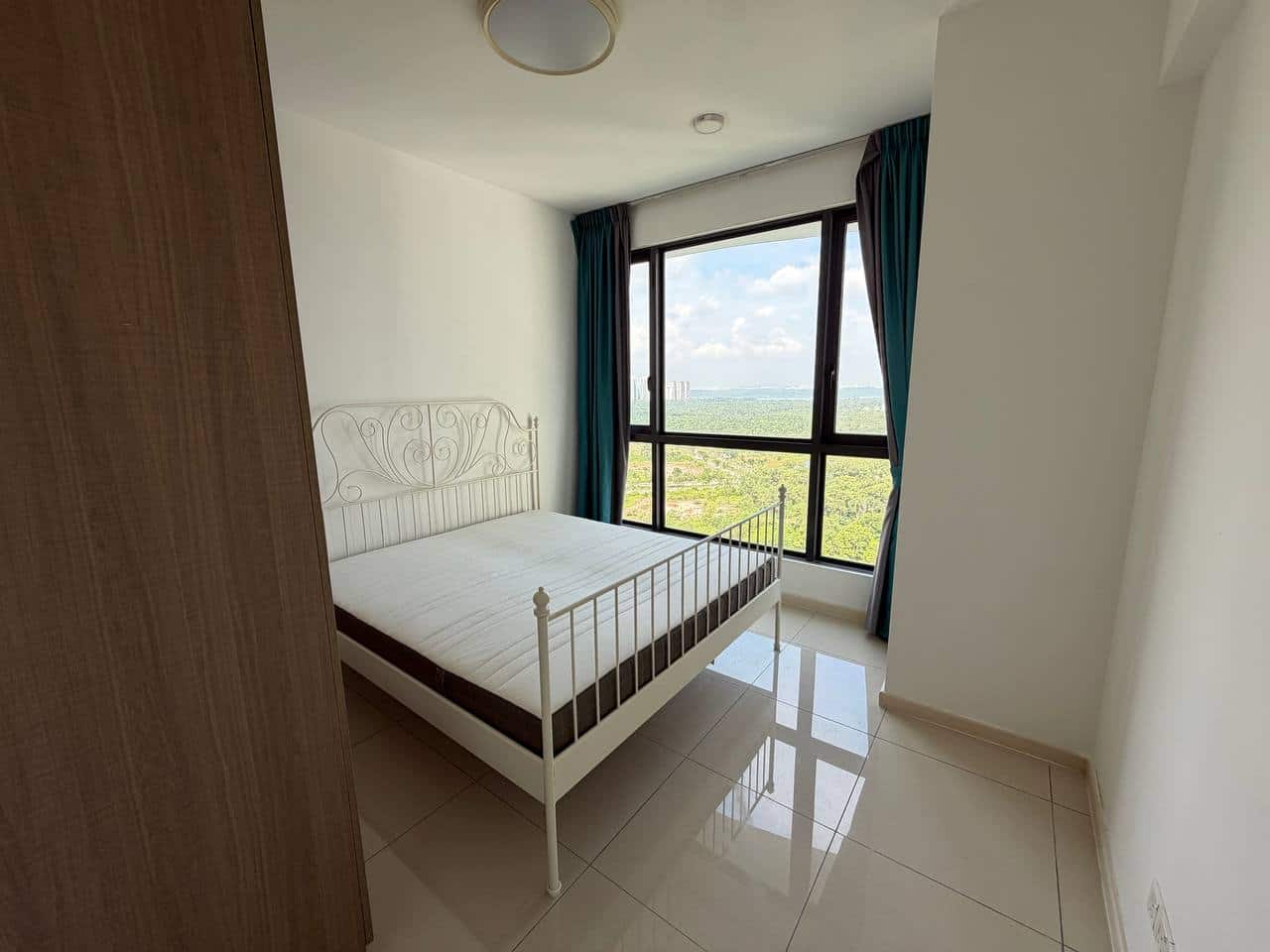 Condo Medini 5