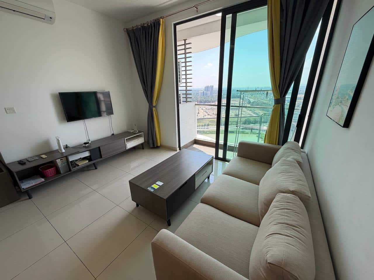 Condominium The M @ Medini Macrolink 3