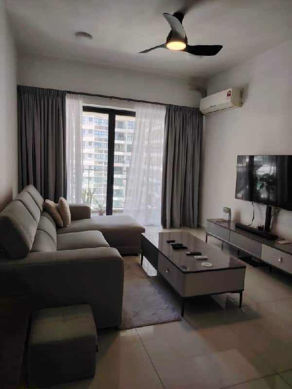 Condominium Amberside Country Garden Danga Bay 1