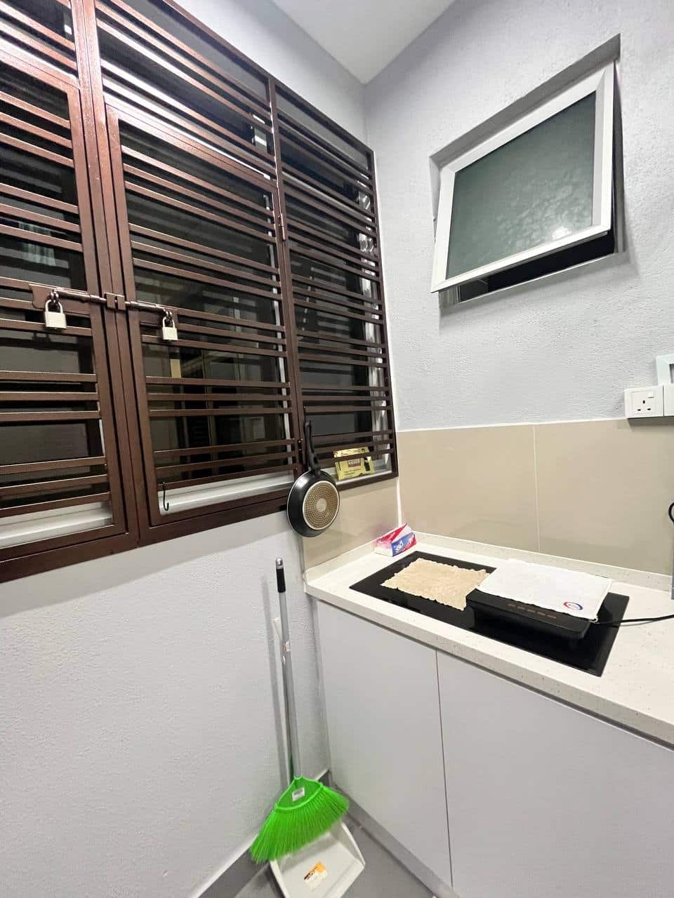 Service Apartment Aliff Heights 6