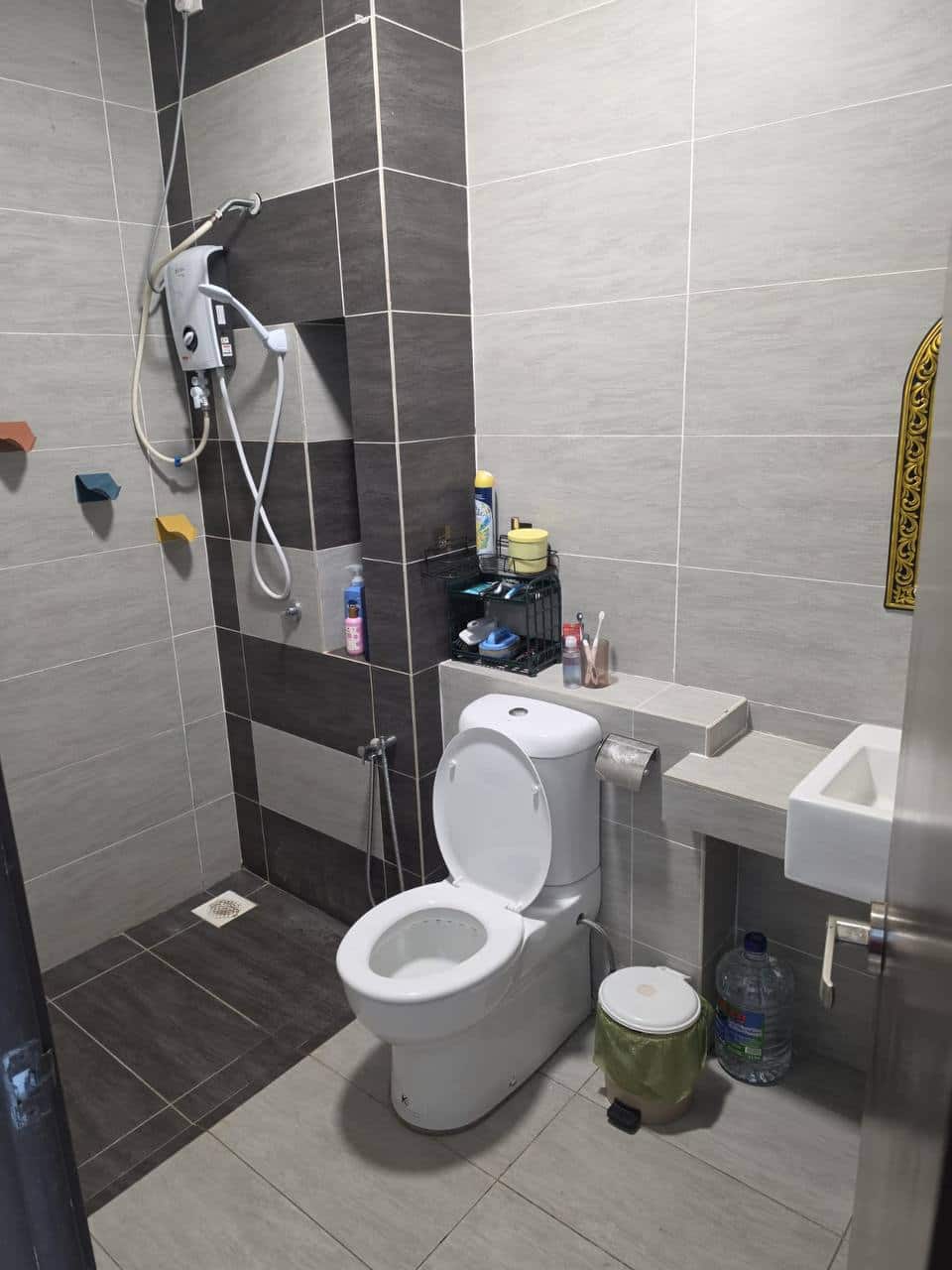 Condominium 8scape Residence 8