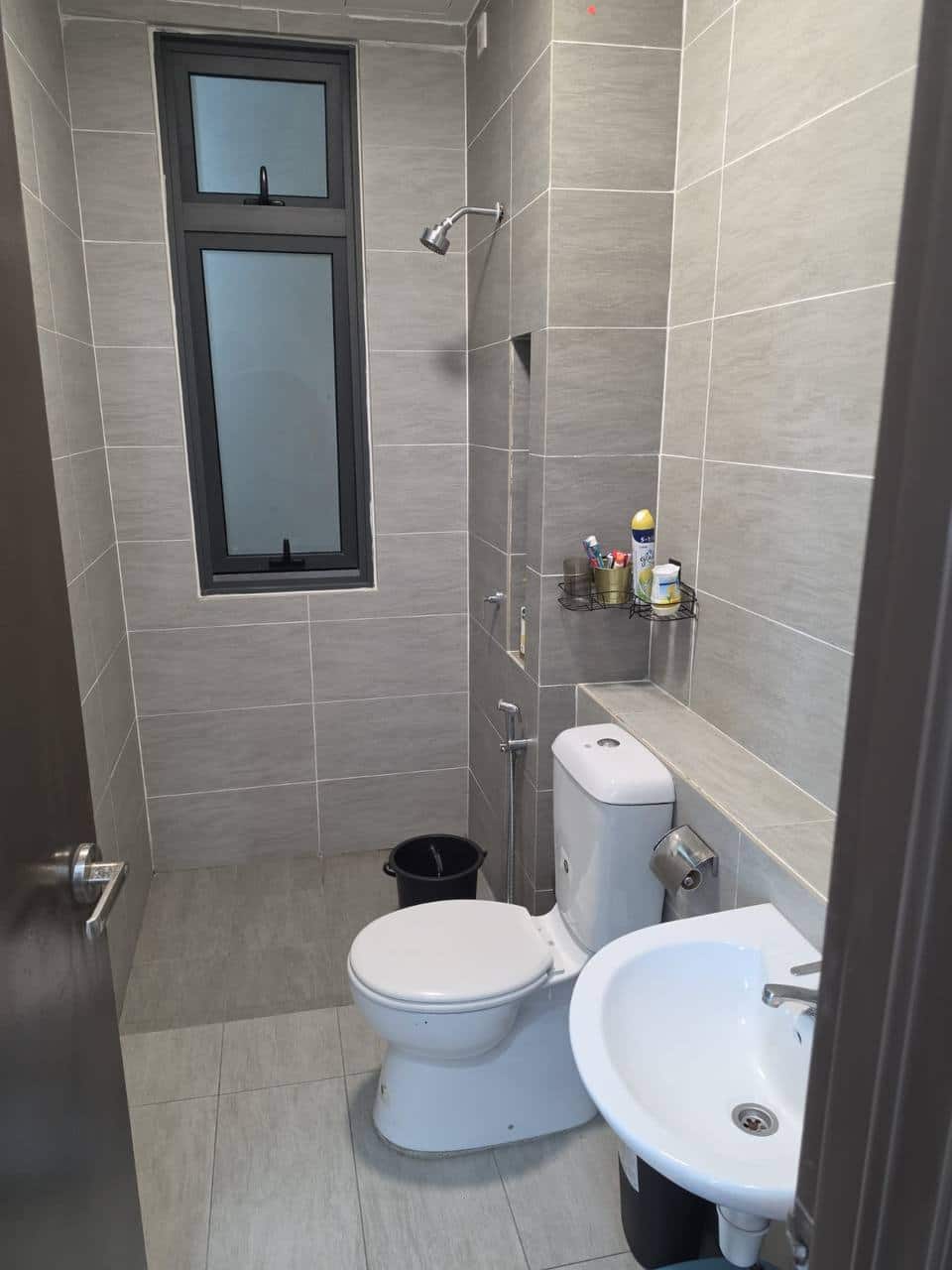 Condominium 8scape Residence 7