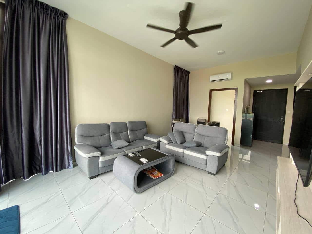 Condo Wave Marina Cove 1