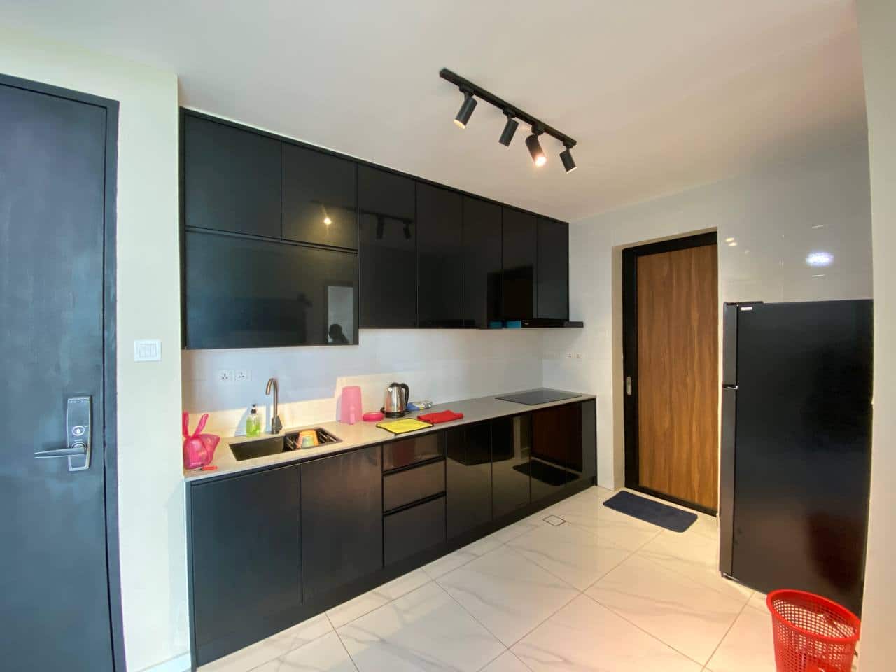 Condo Wave Marina Cove 8