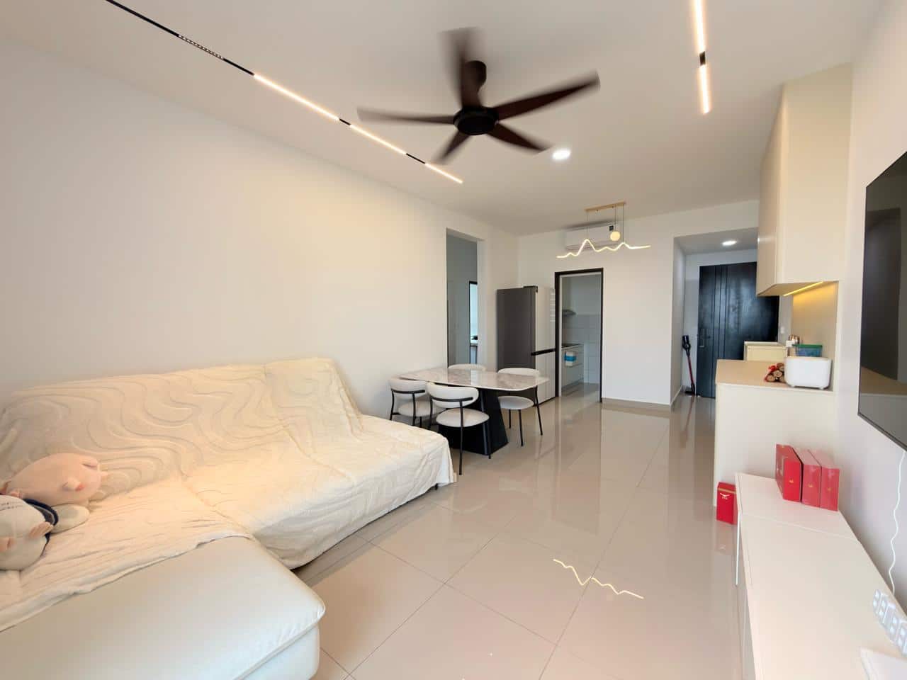 Condominium MBW Bay / Vista Tiara 3