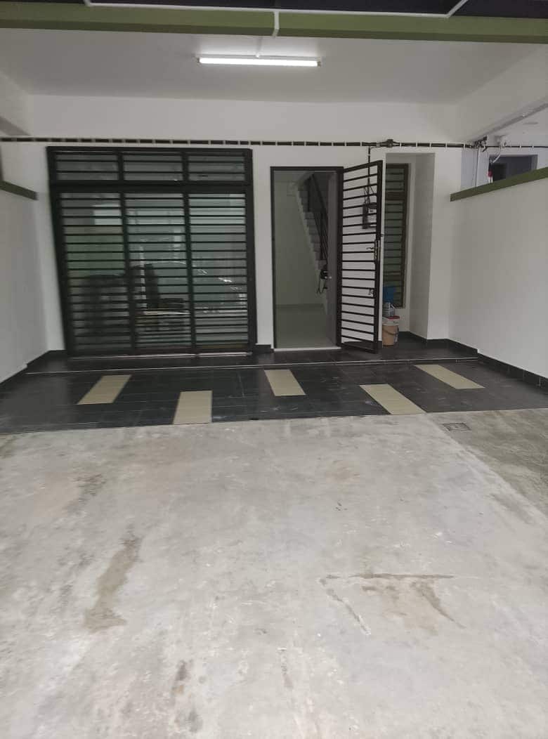 2-Storey Terrace House Kempas Baru 1