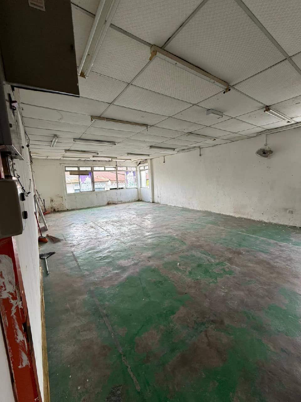 1.5-Storey Terrace Factory (End Lot) Taman Universiti 2
