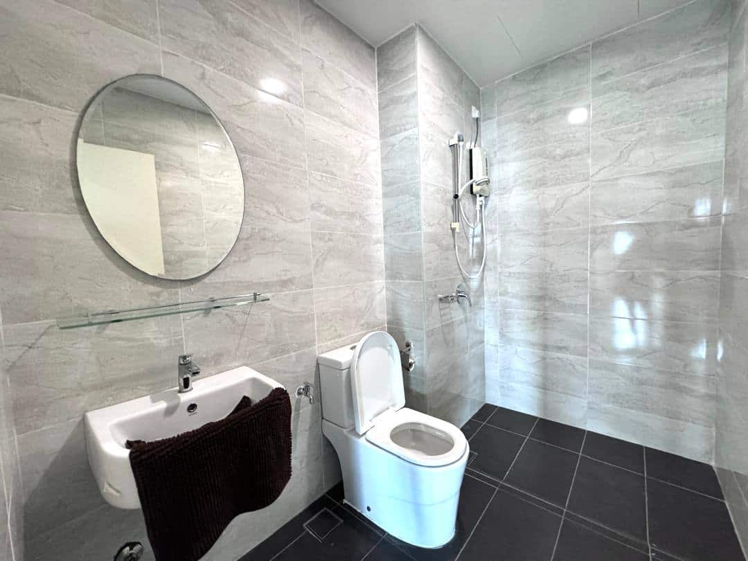 Condo JB Town 8
