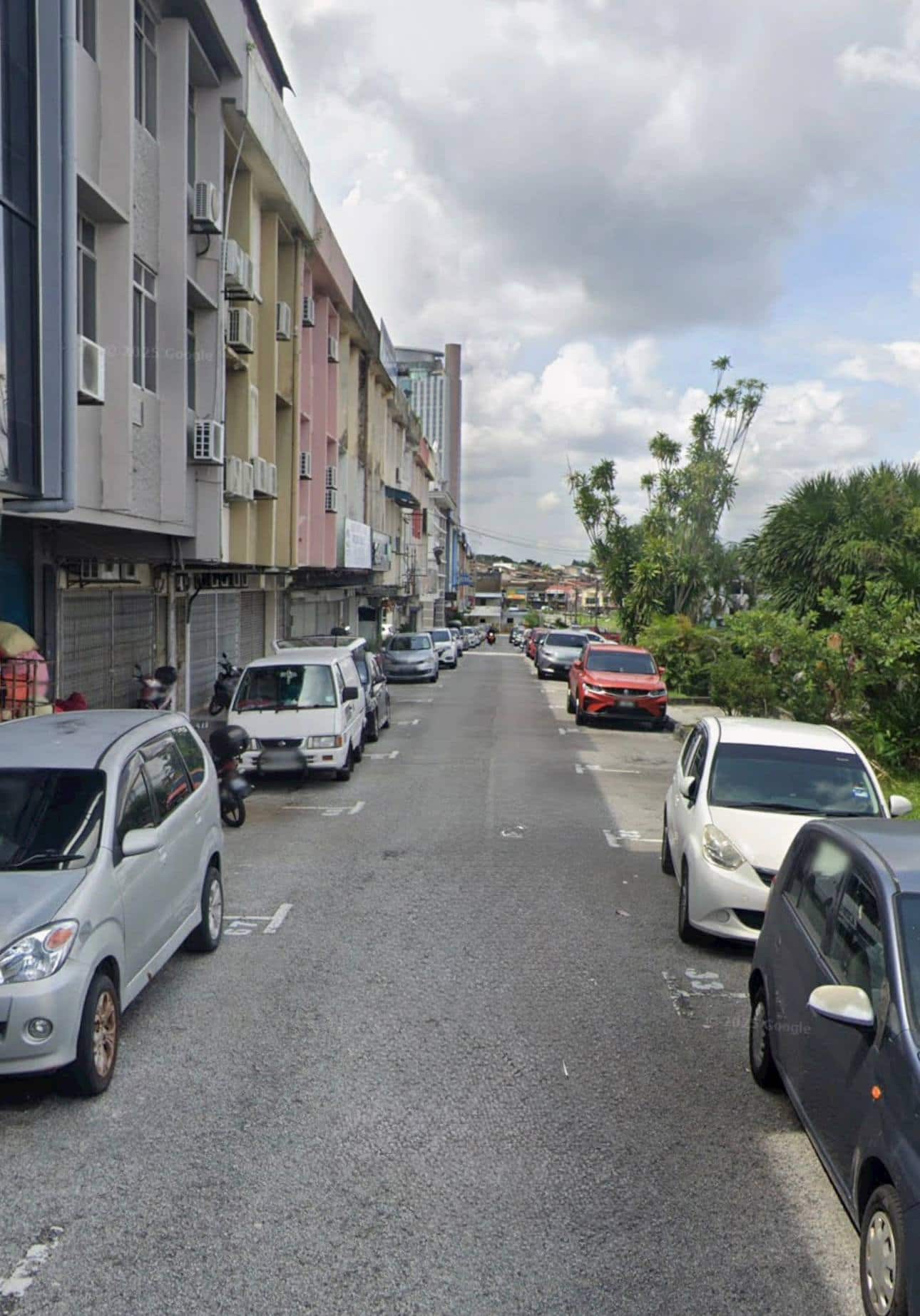 3-Storey Shoplot Taman Pelangi 4