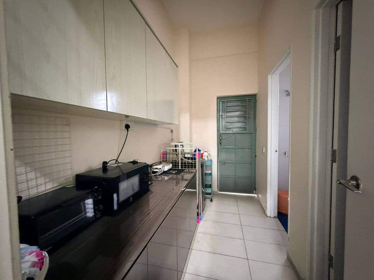 Double Story Cluster House Bukit Indah 10