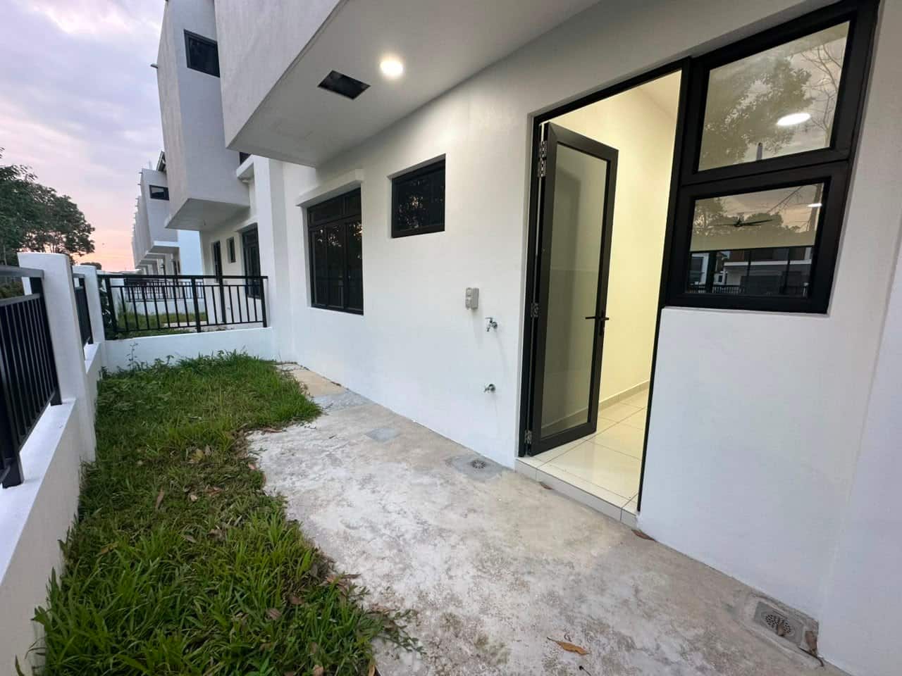 2-Storey Terrace House Aspira LakeHomes 8