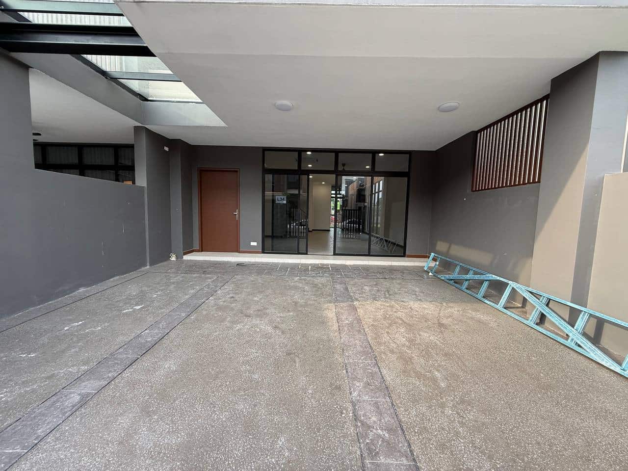 Double-Storey End Lot Aurora Resort Villas, Iskandar Puteri 4