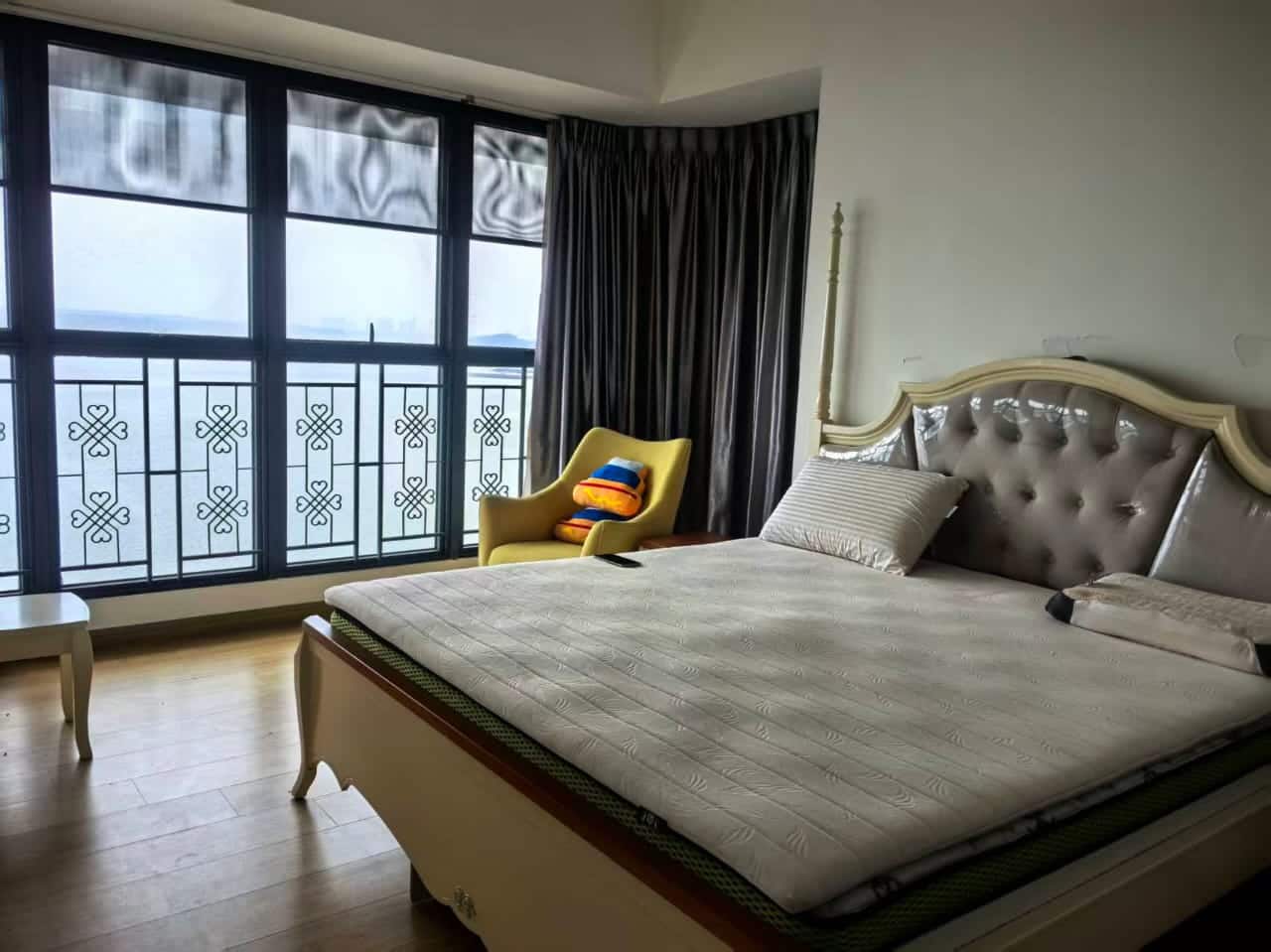Condo Danga Bay 2