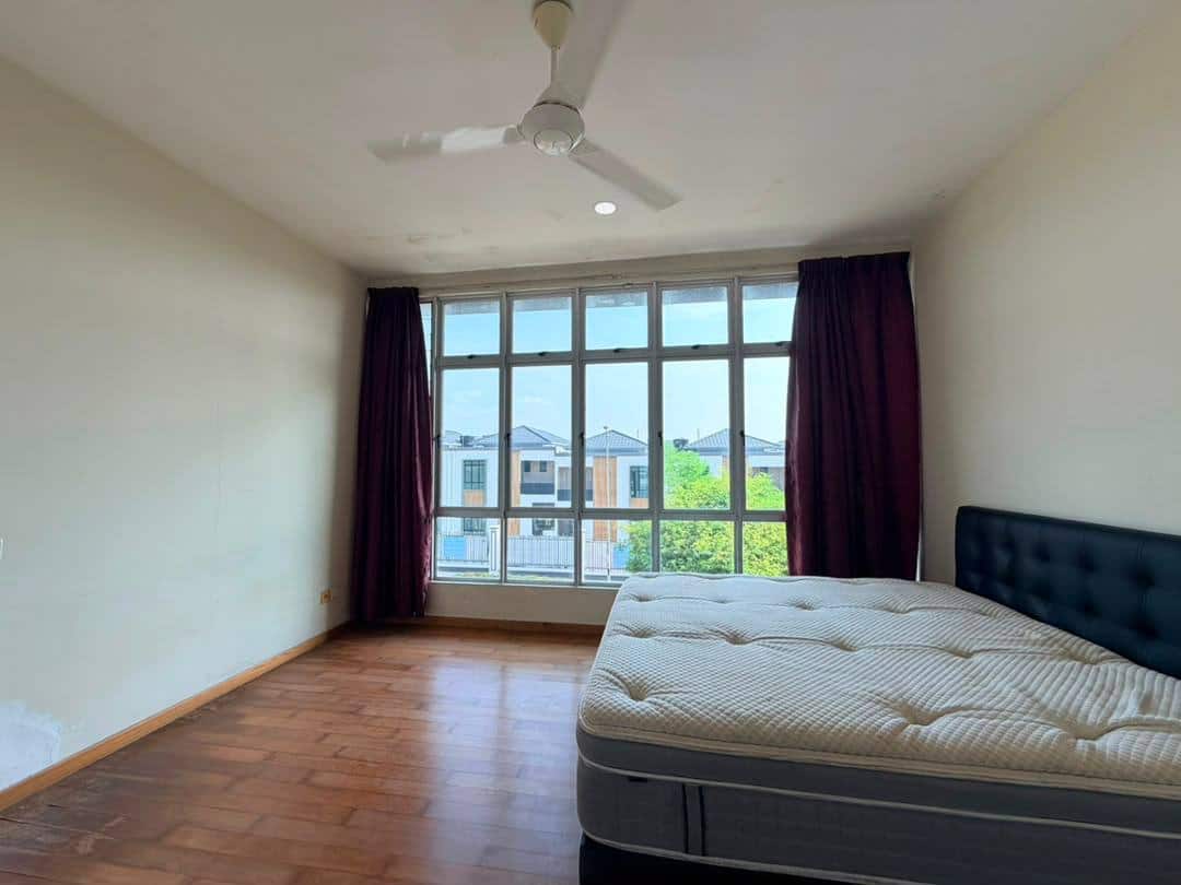 Townhouse Sutera Town 6