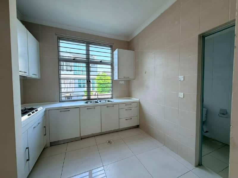 Townhouse Sutera Town 7