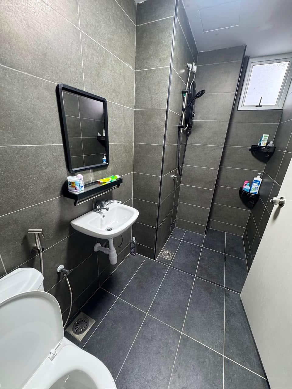 Service Apartment Bandar Seri Alam 8
