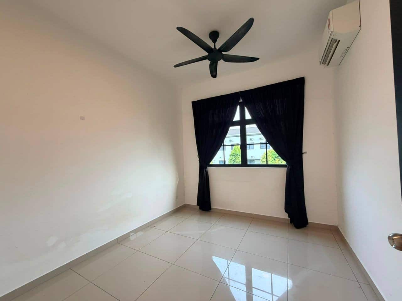 2-Storey Terrace Eco Botanic 7