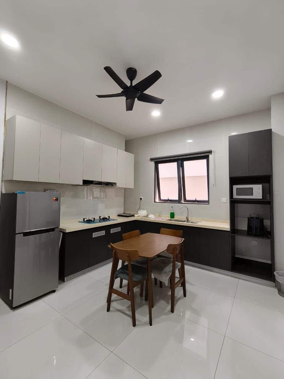 Condominium Bay Point 1