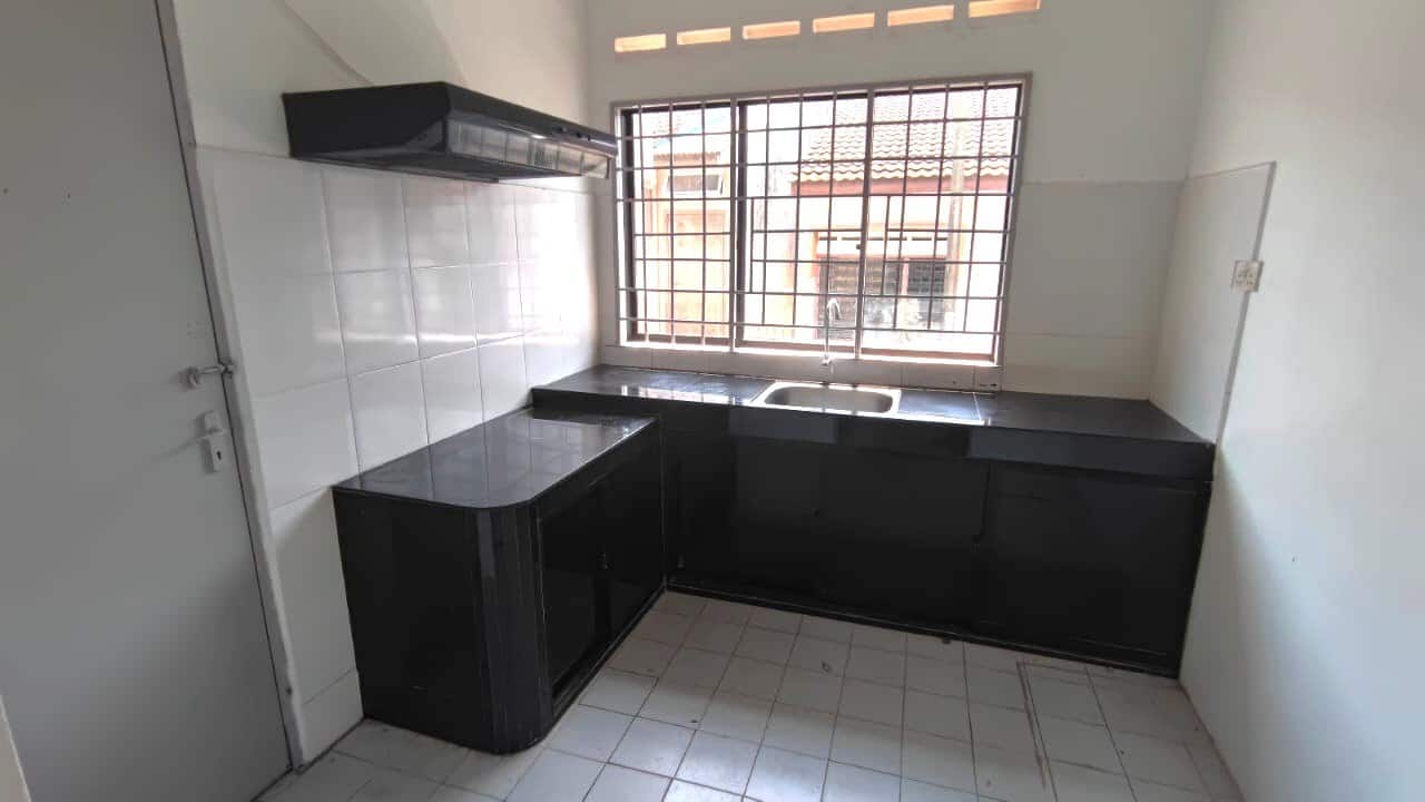 Single Storey Terrace House Taman Universiti Skudai 5