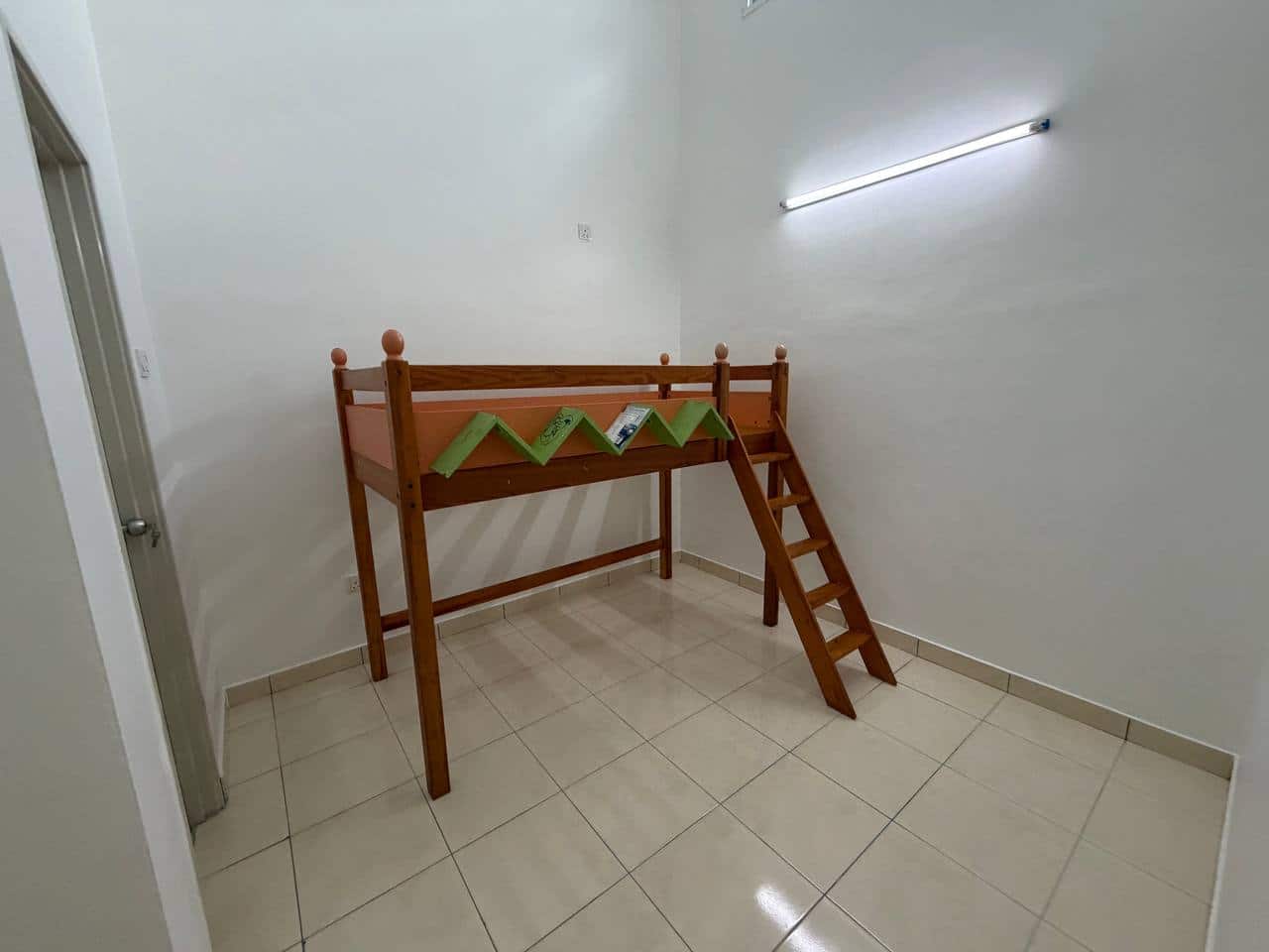 2-Storey Terrace Rini Hills 2 6